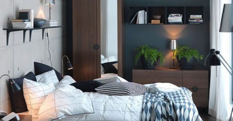 Tips: Penyimpanan Buku dan Baju untuk Menata Ruang Kamar yang sempit